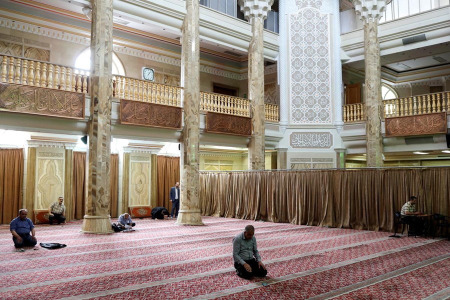 All mosques in Iran to reopen temporarily on Tuesday