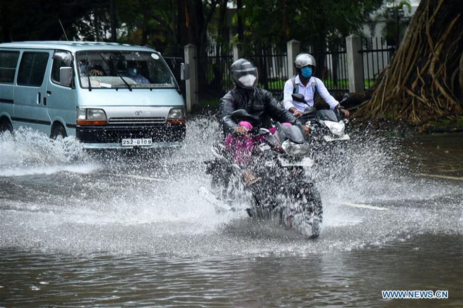 Heavy rain hits Colombo