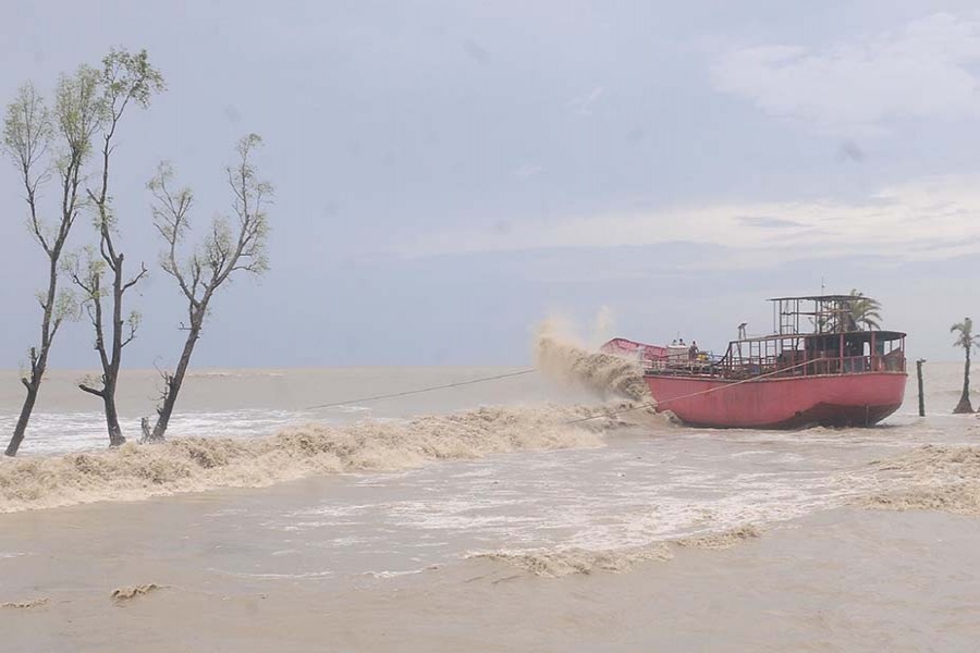 Amphan heading towards Bangladesh