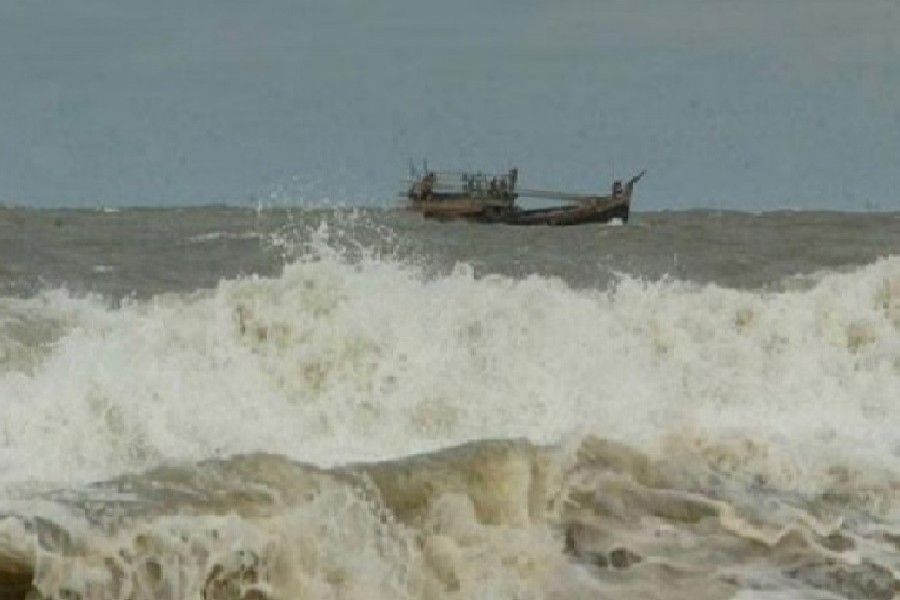 Maritime ports asked to lower danger signals