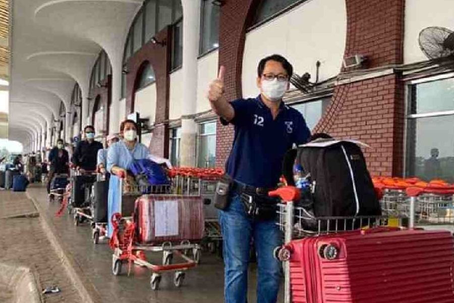 154 more Thai citizens leave Dhaka for Bangkok