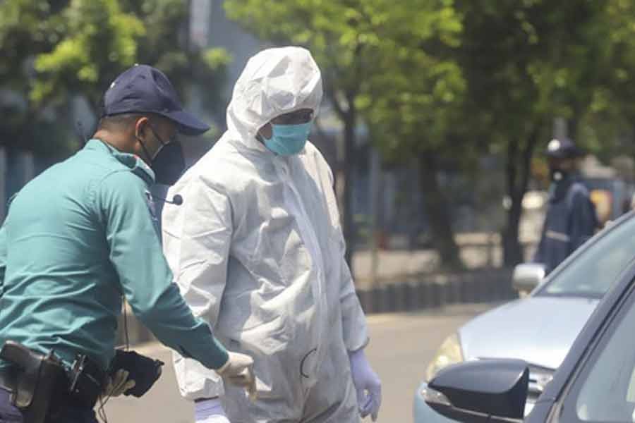 COVID-19: 3,574 policemen test positive, 12 die, 722 recover