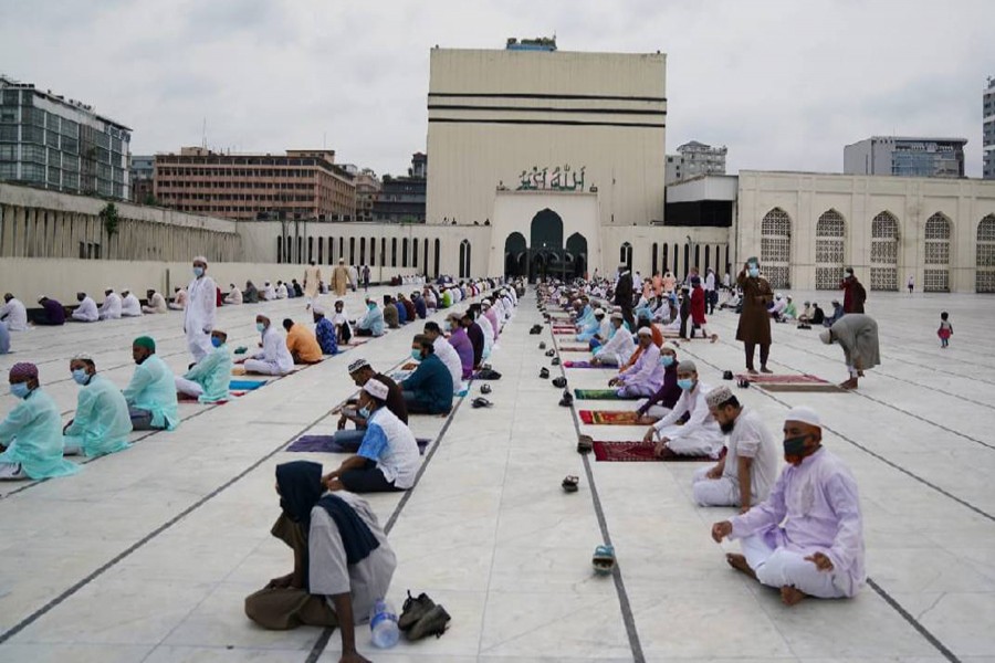 Eid prayers held amid pandemic