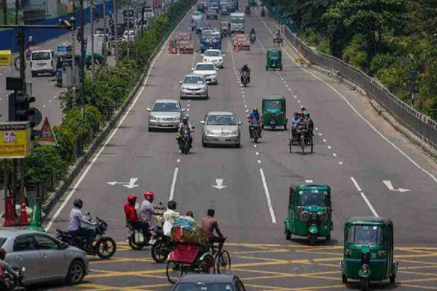 Dhaka’s air ranked ‘moderate' in AQI