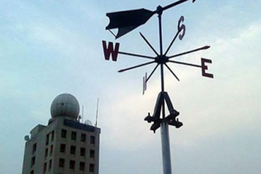 Maritime ports to hoist cautionary signal 3