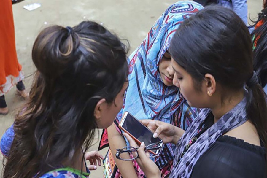 Education Minister to announce SSC results on Facebook Sunday