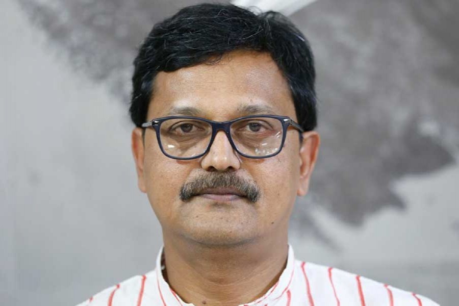 Minister for ensuring relief to everyone on list of recipients