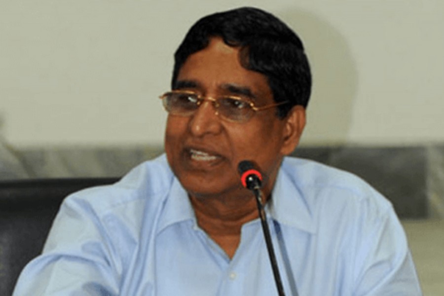 Keep accelerating growth in production to avert food crisis