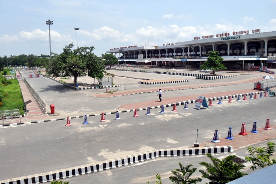 US arranges another chartered flight for its citizens in BD