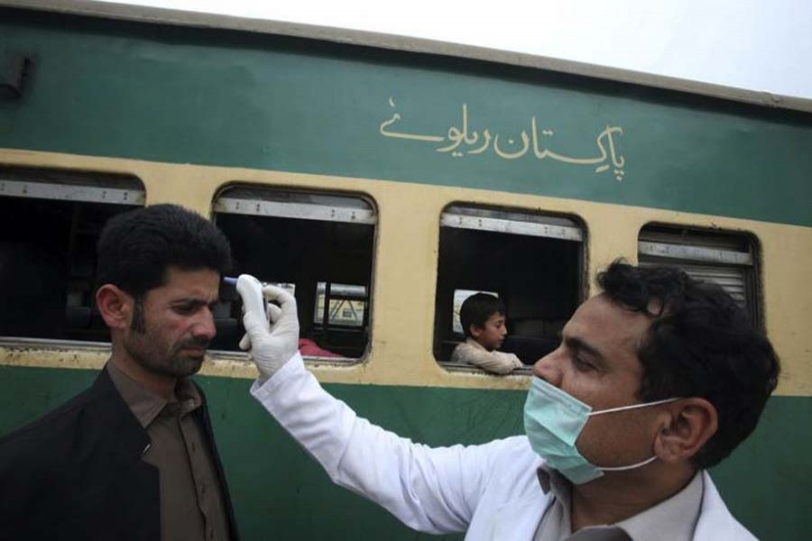 Pakistan's COVID-19 cases cross 100,000 mark