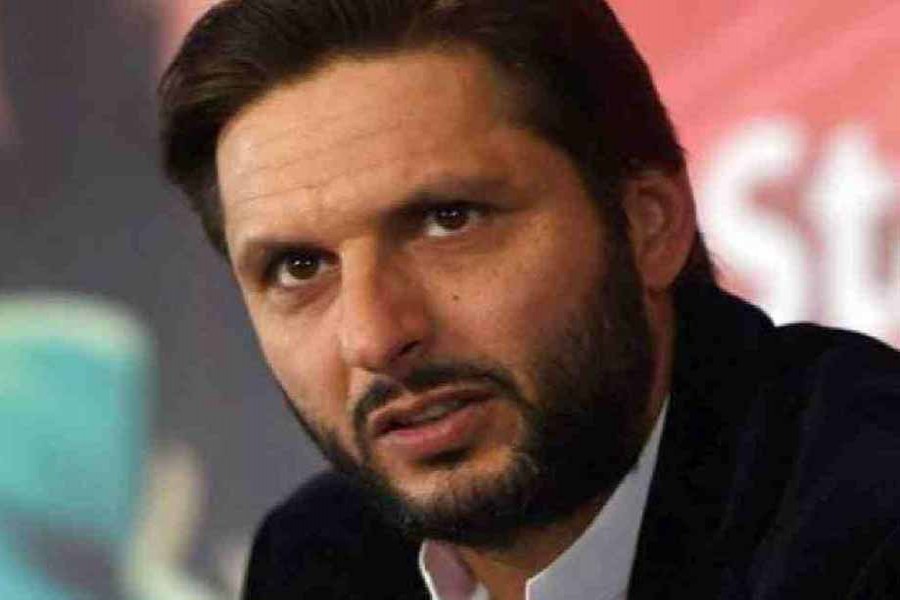 Shahid Afridi tests positive for COVID-19