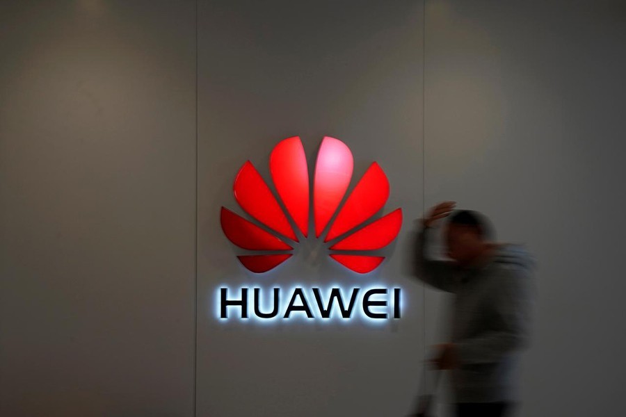 Huawei to receive planning permission to build 400-million-pound facility in UK