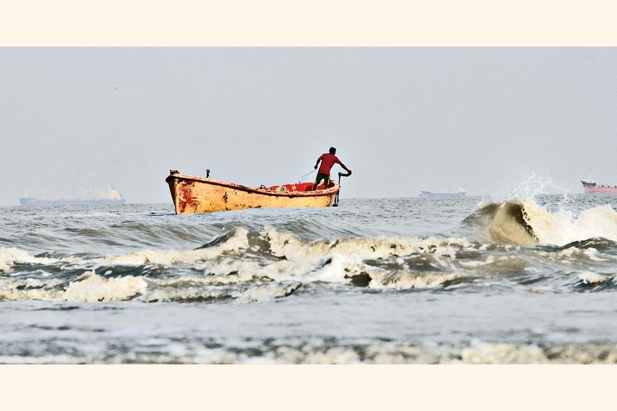 WorldFish to support Amphan-affected fishers in Cox’s Bazar