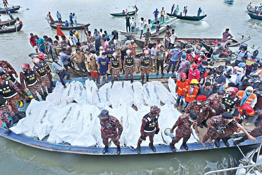 Rescue efforts resume in Buriganga launch capsize