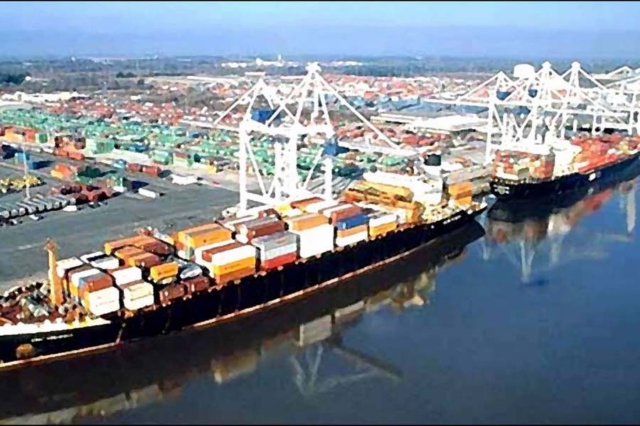 Ctg Port Customs organises ’biggest ever’ auction