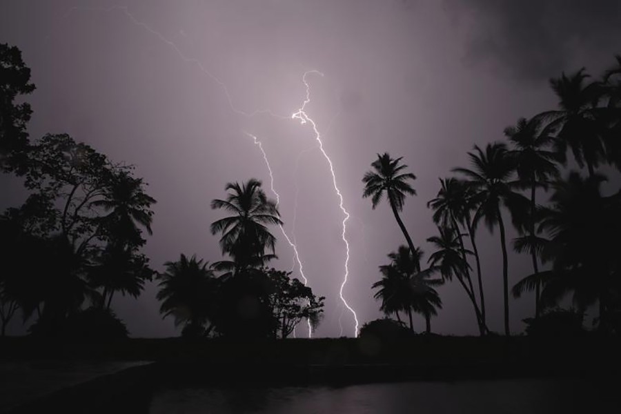 Lightning strikes kill three in Lalmonirhat, Panchagarh