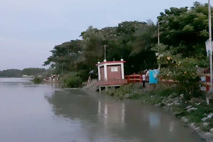 River erosion washes away Madaripur town protection dam