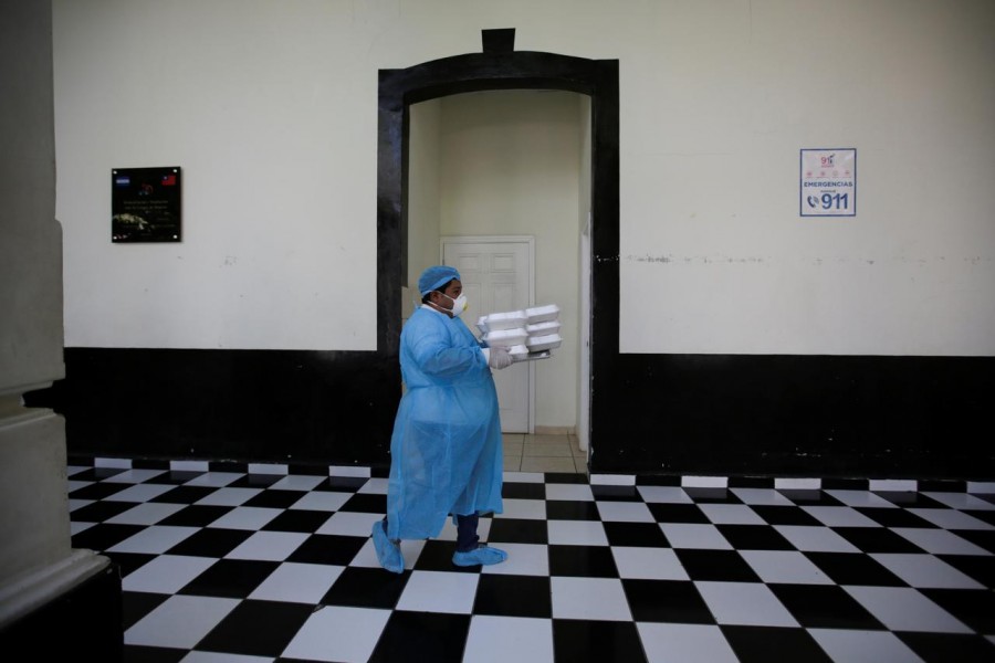 A hospital worker is seen at San Felipe Hospital where hospital beds have been prepared in anticipation of patients with coronavirus disease (Covid-19), in Tegucigalpa, Honduras on April 1, 2020 — Reuters/Files