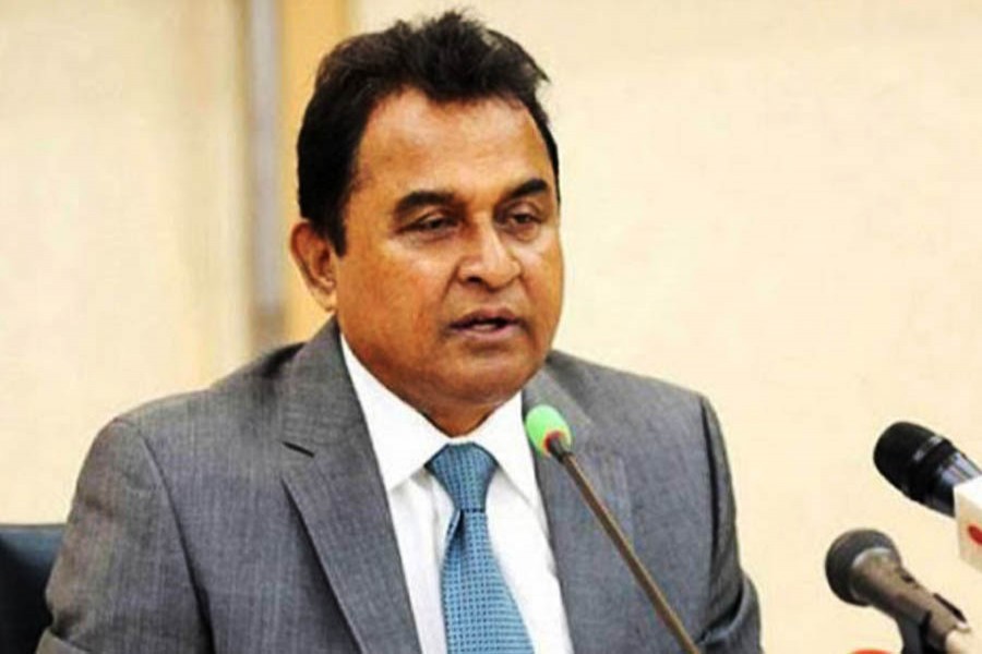 Kamal skirts query about adjusting oil prices