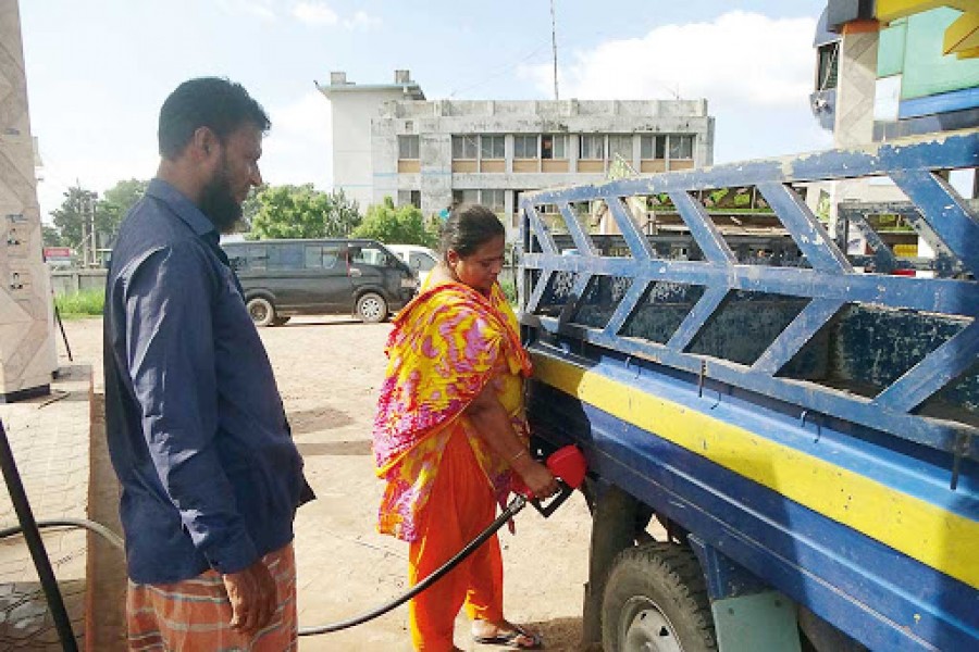 Move underway to review wage structure of 11 industrial sectors