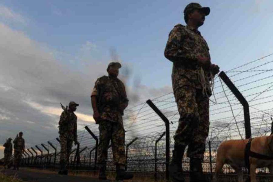 BSF kills Bangladeshi national in Chapainawabganj