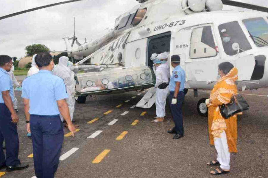 Coronavirus infected Khulna MP airlifted to Dhaka