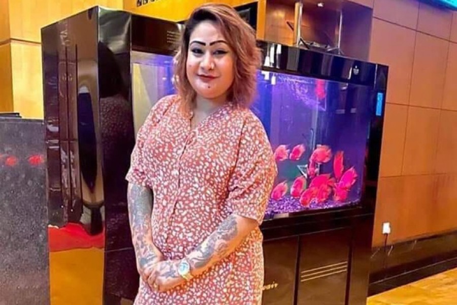 Papia, her husband plead not guilty in arms case