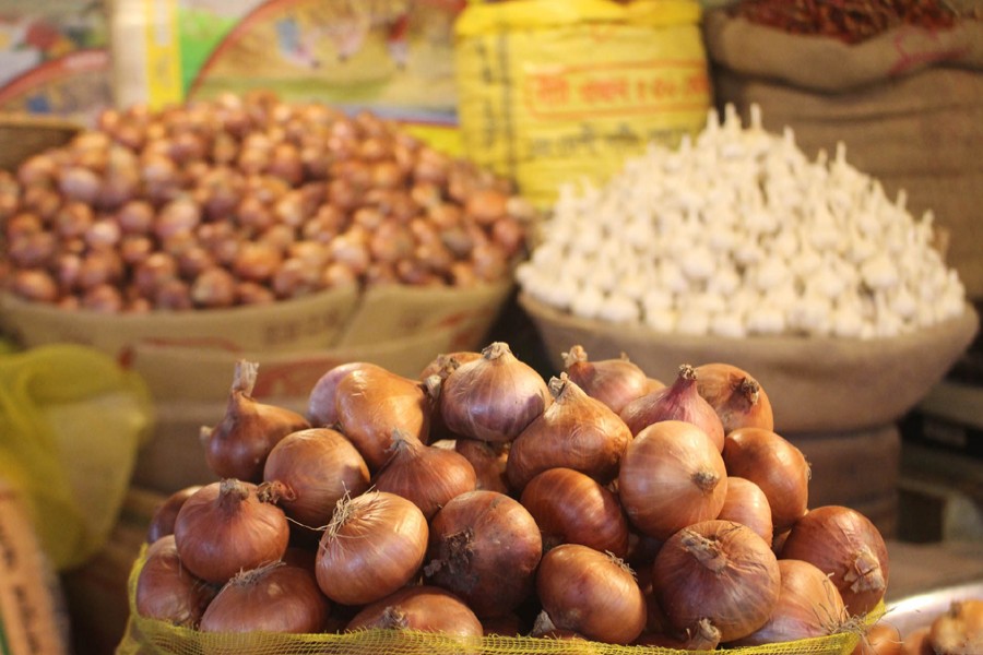 Bangladesh market sees price-hike of onion, ginger, potato, lentil