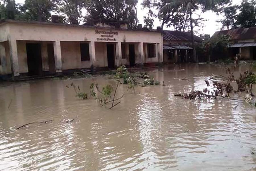 181 schools, colleges damaged by floods in Sylhet division