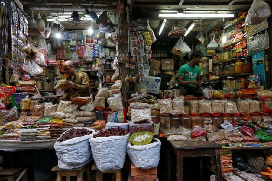 Poll shows India’s August inflation above target range