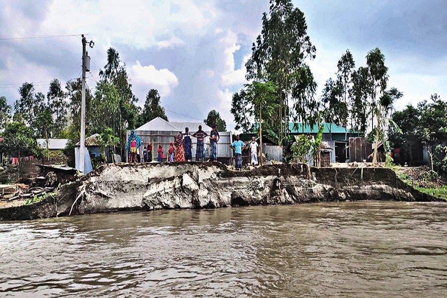 Floods worsen in northern, central parts