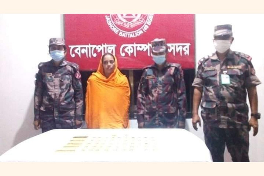 Women smugglers active on Benapole-Sharsha border