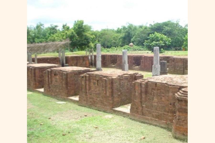 Rajbari fort in Netrakona needs govt patronage to preserve historical sites