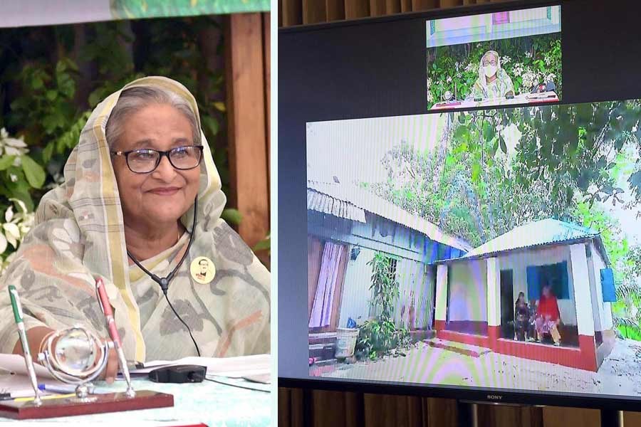 PM urges affluent persons to help destitute people in own village