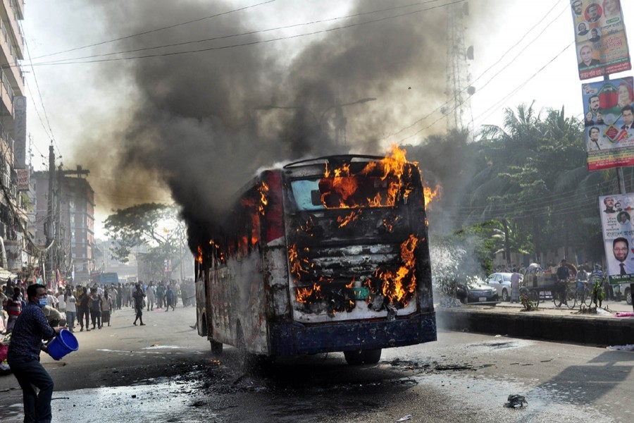 Three arrested in Dhaka over arson attacks on buses