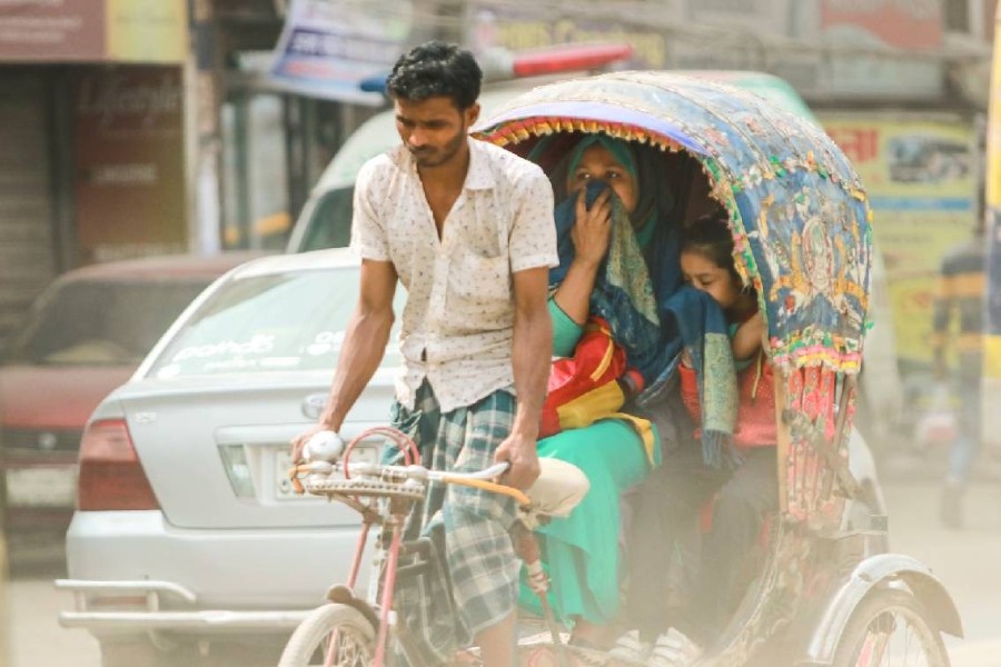 Dhaka’s deteriorating air quality could make Covid-19 even worse