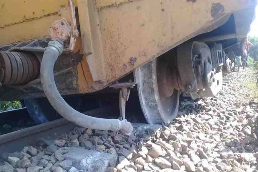 Derailment cuts off rail links with Sylhet