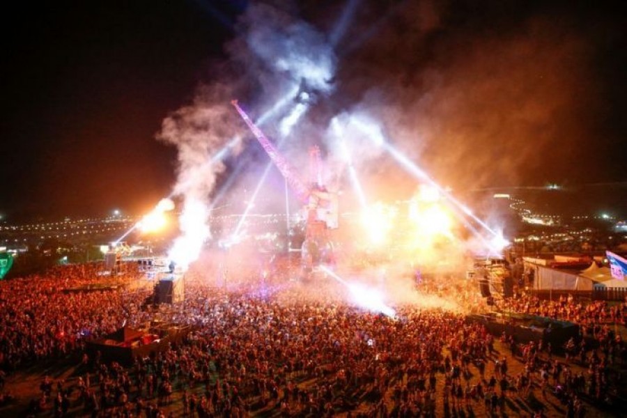 Festival goers in the late night Arcadia area during Glastonbury Festival in Somerset, Britain on June 28, 2019 - Reuters photo