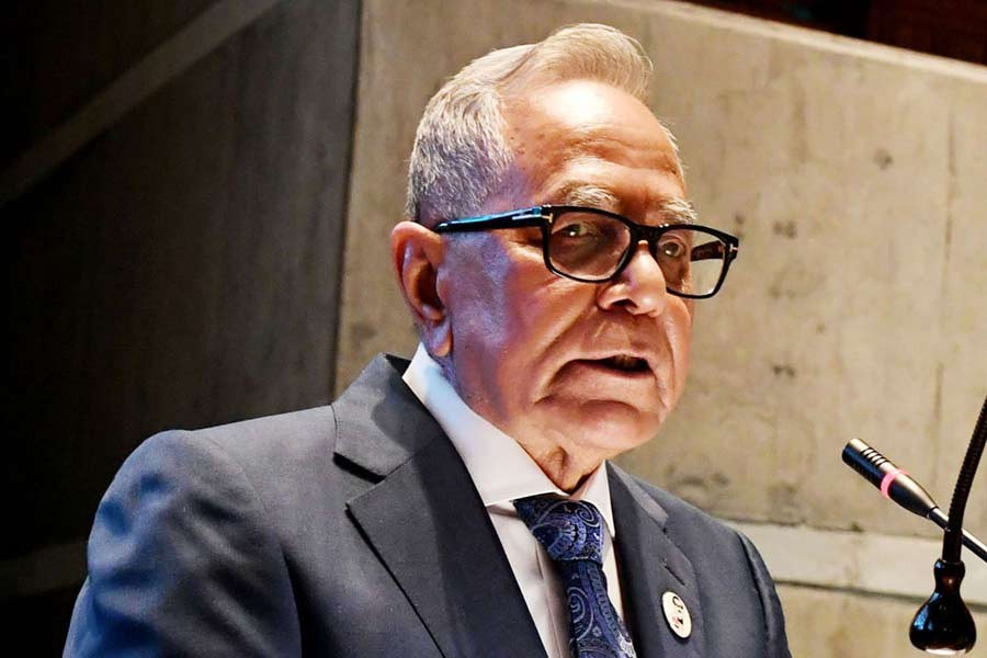 President calls for unity for continuation of democracy