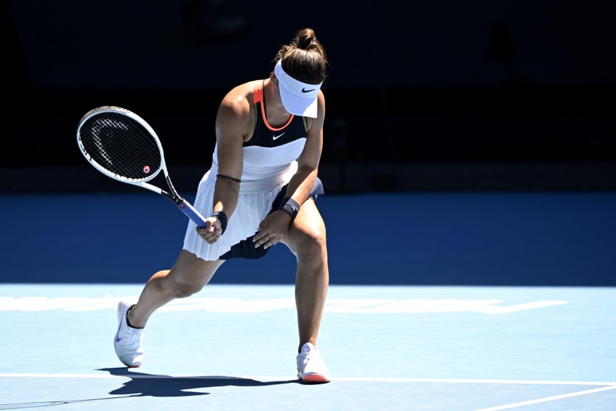 Australian Open - Melbourne Park, Melbourne, Australia, February 10, 2021 Canada's Bianca Andreescu in action during her second round match against Taiwan's Su-Wei Hsieh REUTERS/Jaimi Joy