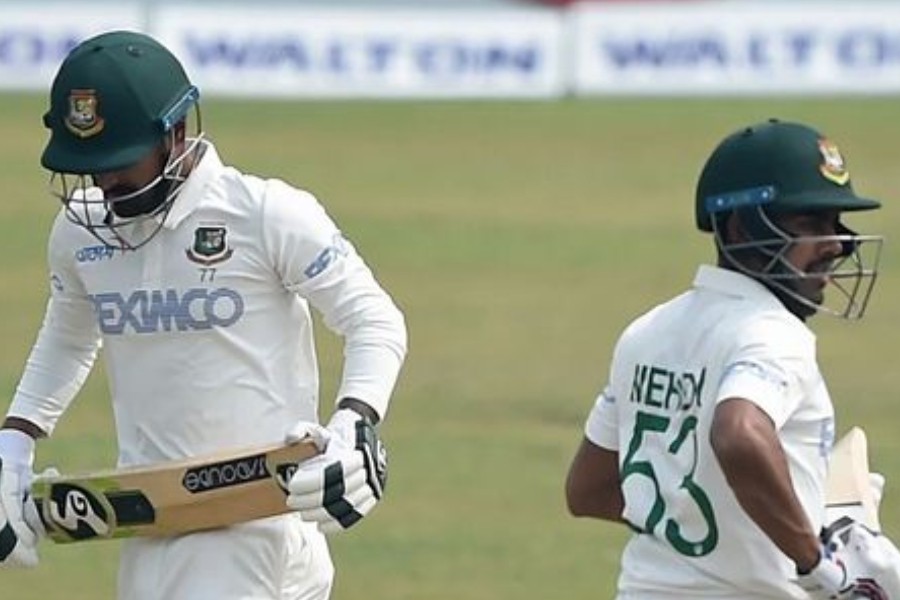 Liton, Mehidy bag fifties as Tigers thrive slowly