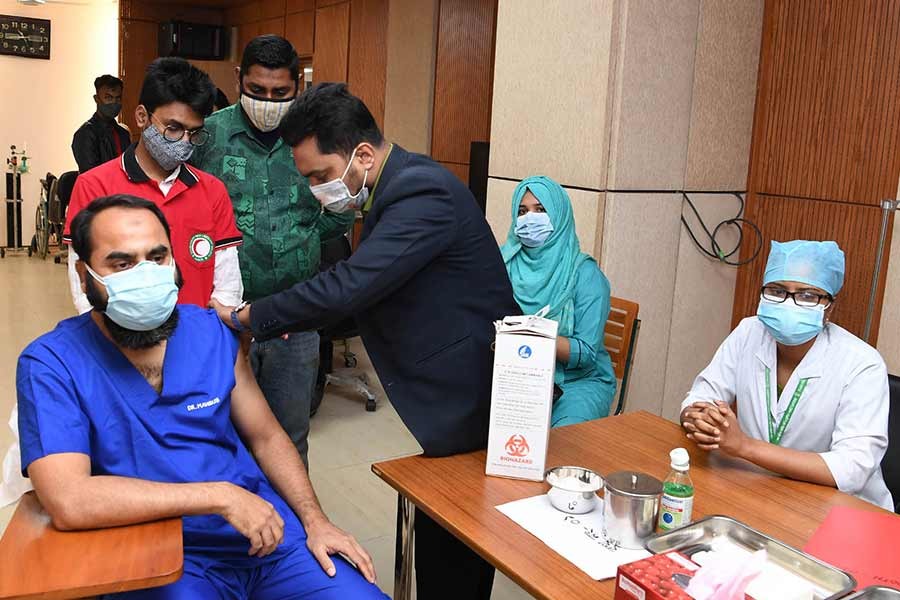 Bangladesh reports 446 new coronavirus cases, 11 deaths