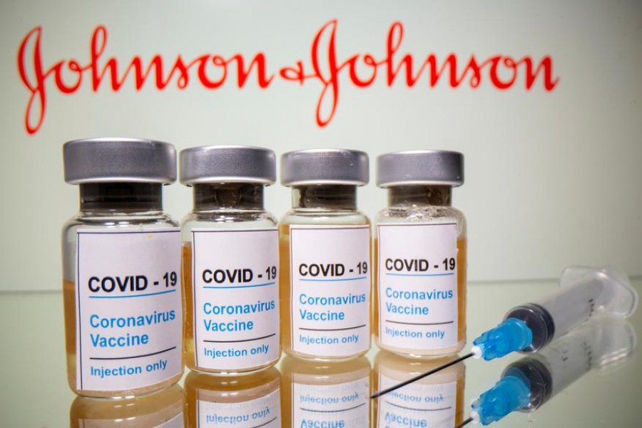 Johnson & Johnson’s one-dose vaccine works well