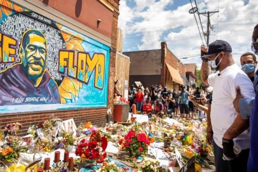 Terrence Floyd, brother of George Floyd, reacts at a makeshift memorial honouring George Floyd, at the spot where he was taken into custody, in Minneapolis, Minnesota, US, June 1, 2020 — Reuters/Files