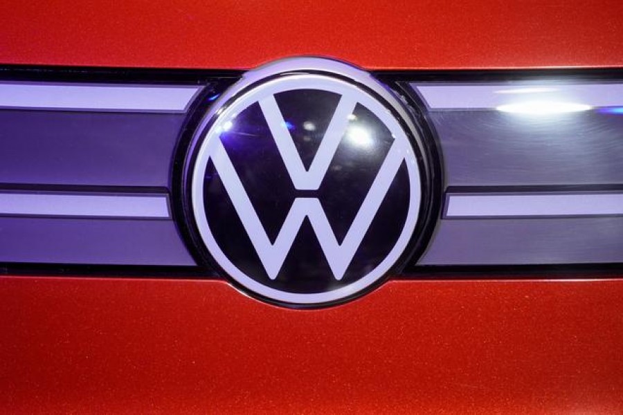 VW to cut up to 4,000 jobs via early retirement