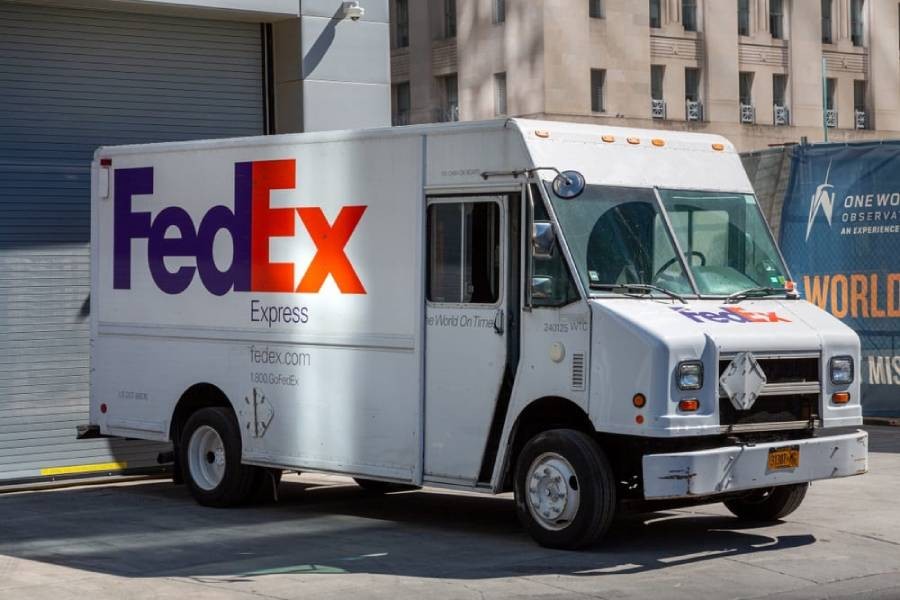 FedEx's profit soar as online shopping grows