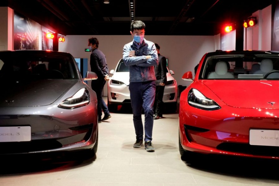 Tesla cars banned from China's military complexes