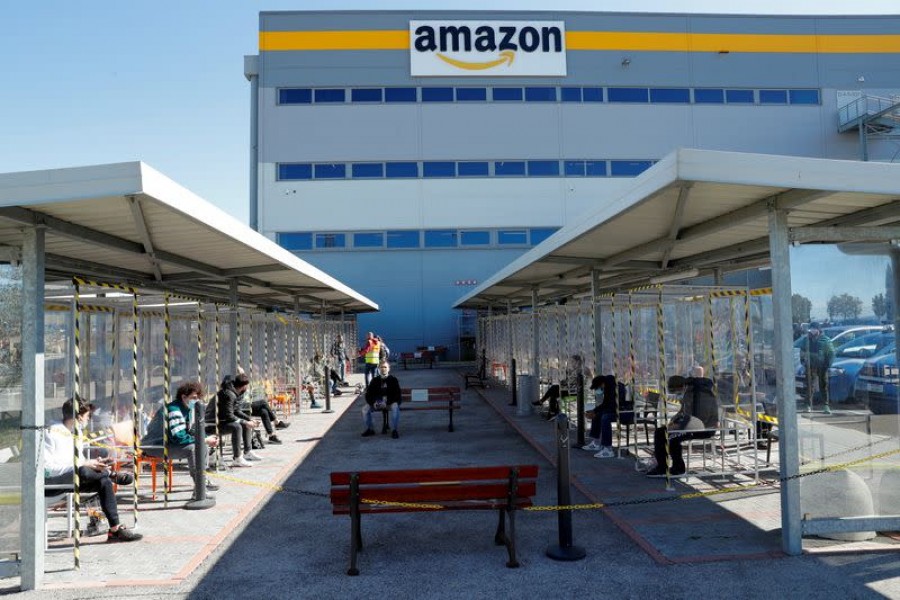 Amazon Italy workers strike over pandemic-driven delivery demands