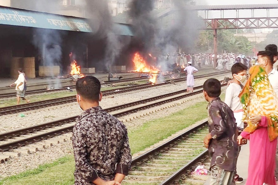 Stopovers at Brahmanbaria station to remain suspended until signal system restores