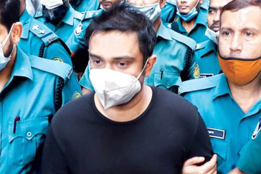 Chamber judge halts Erfan Selim’s bail in case over ‘assaulting’ navy officer